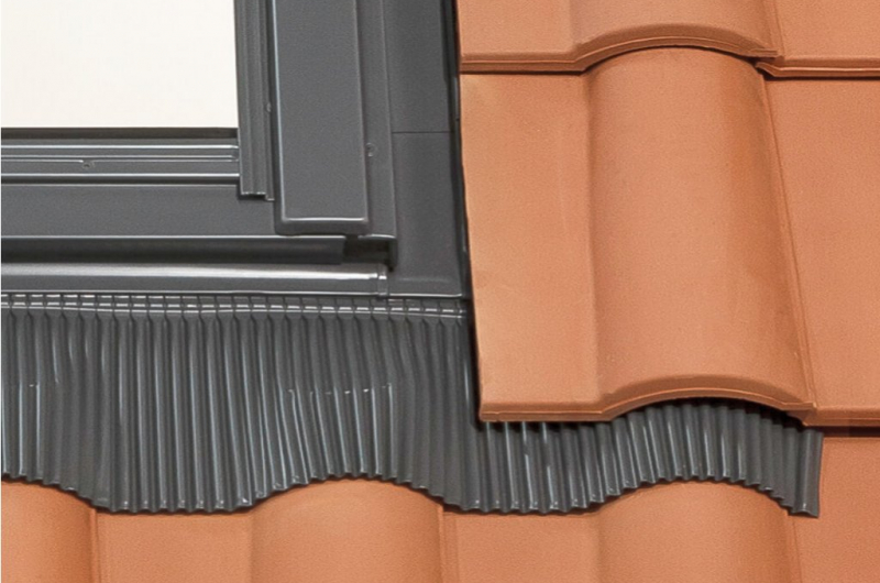 фото Rooflite+ оклад для высокопрофилированной кровли UFX 55*98