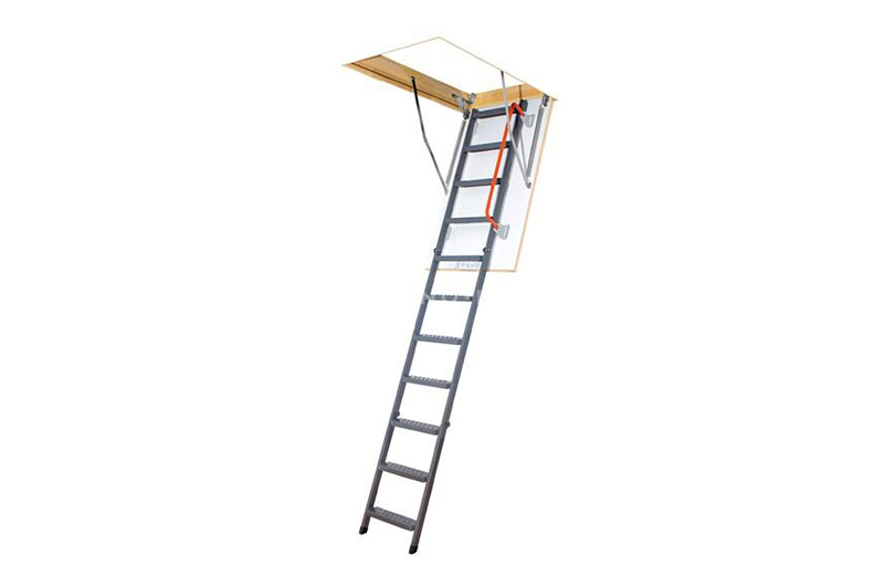 фото FAKRO Чердачная лестница  LMK 60x140 H305 см