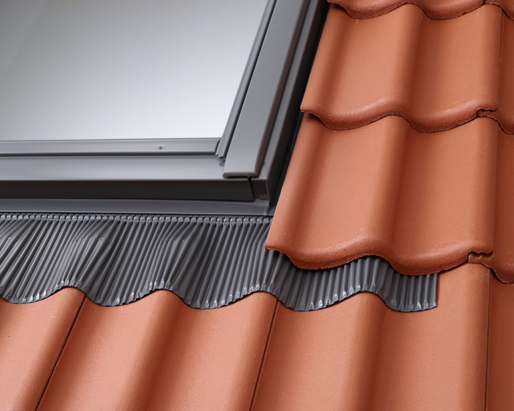 фото Velux EWR 0000 водонепроницаемый оклад - размеры 55x78 см